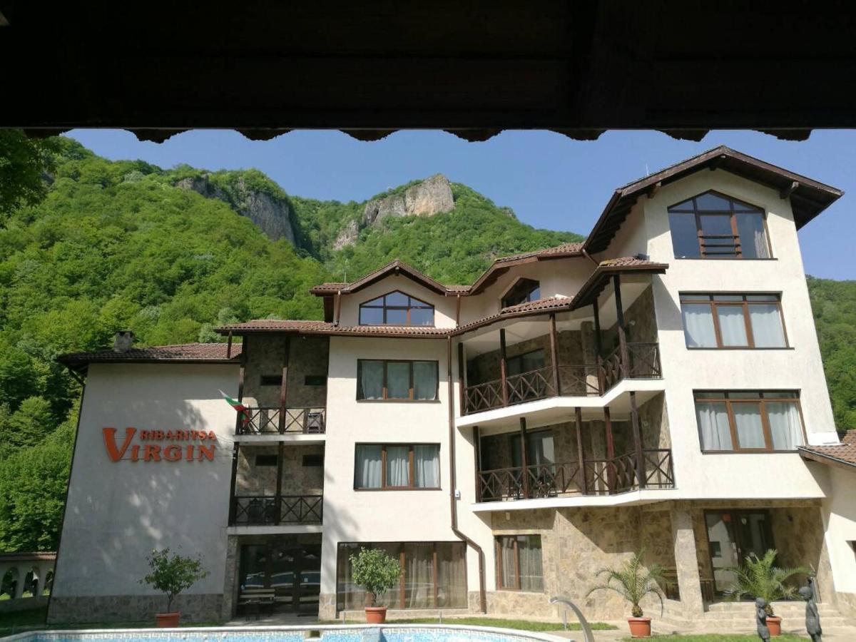 Family Hotel Virgin Ribarica Exterior foto
